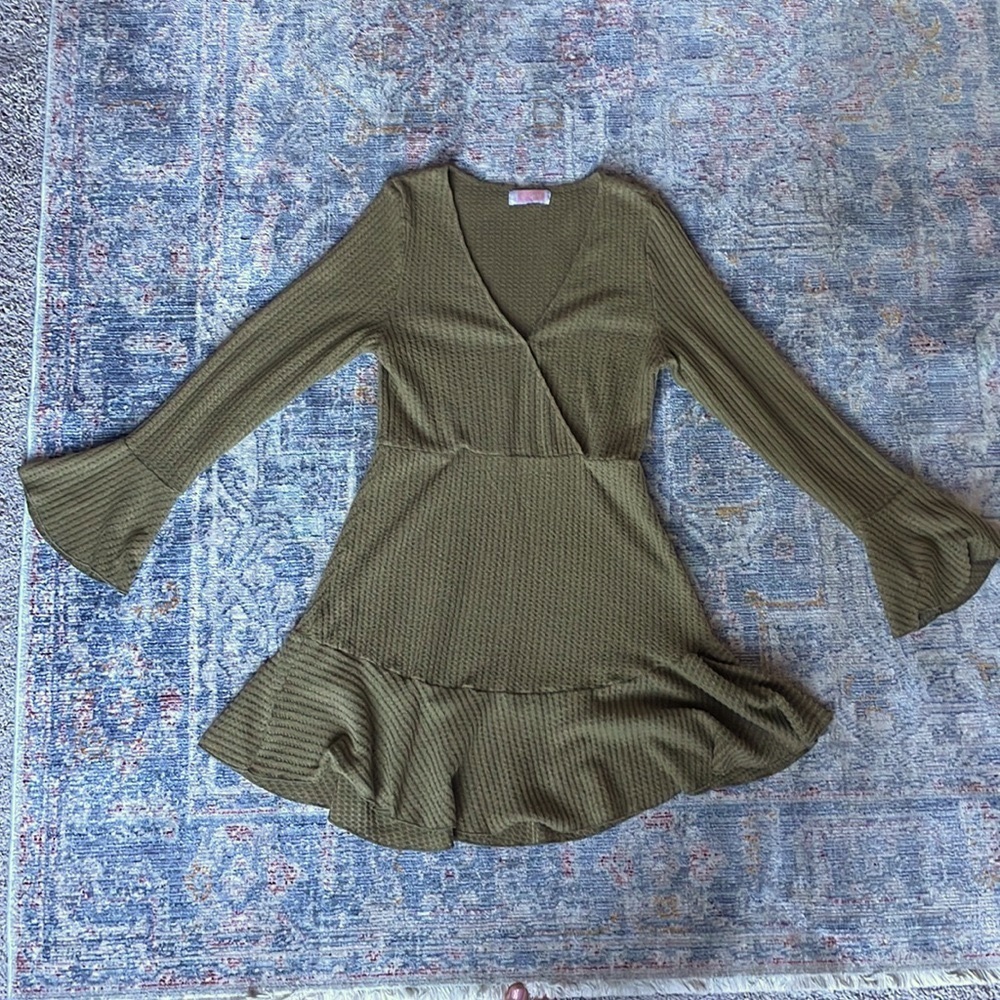 Olive green long sleeved knitted dress